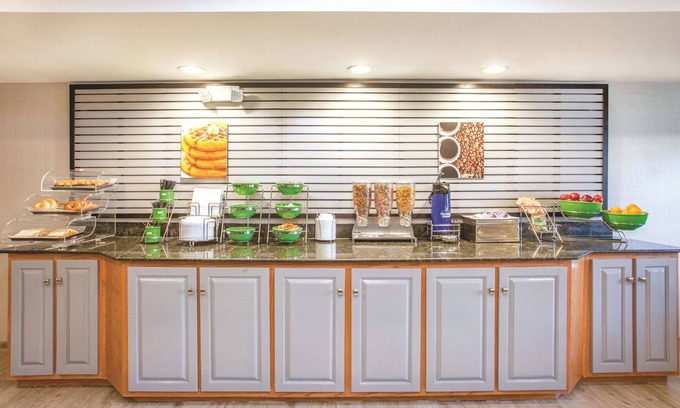 North Chesterfield Hotel | La Quinta Inn by Wyndham Richmond South