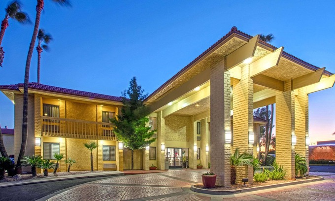 Tucson Hotel | La Quinta Inn by Wyndham Tucson East