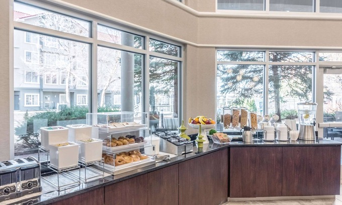 Greenwood Village Hotel | La Quinta Inn & Suites by Wyndham Denver Tech Center