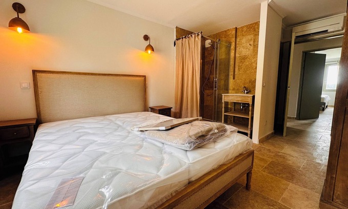 Vaugines Apartment | La Réserve Provence