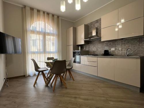 Ospedaletti Apartment | La Rosa Dei Venti, Centro Storico, 50 metri dalle Spiagge