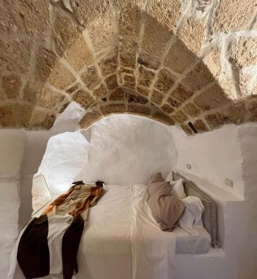 Gioia del Colle Bed & Breakfast | LA SEGRETA DEL CASTELLO, Private Access