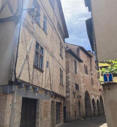 Cahors Old Town Apartment | La Sieste sur le Causse
