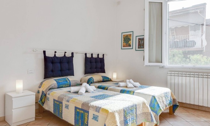 La Spezia Apartment | La Spezia Migliarina Apartment with terrace
