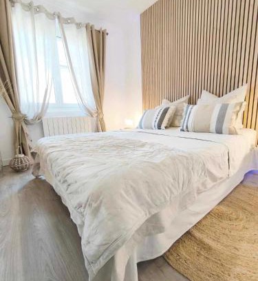 Charleville-Mezieres Apartment | La suite Carolo