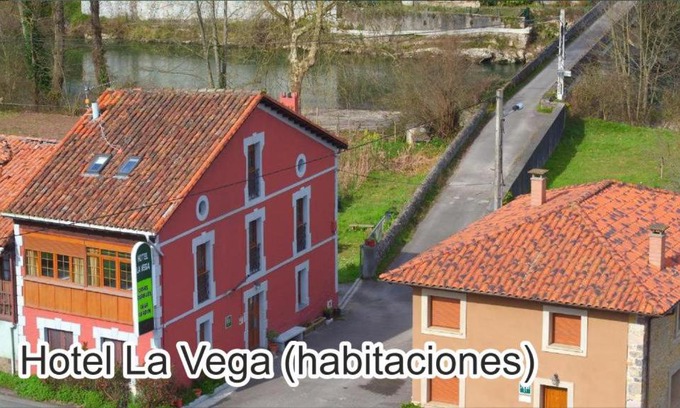 La Vega de los Caseros Hotel | La Vega