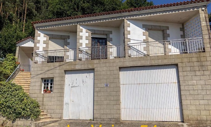 Caldas de Reis House | La Veiga 54