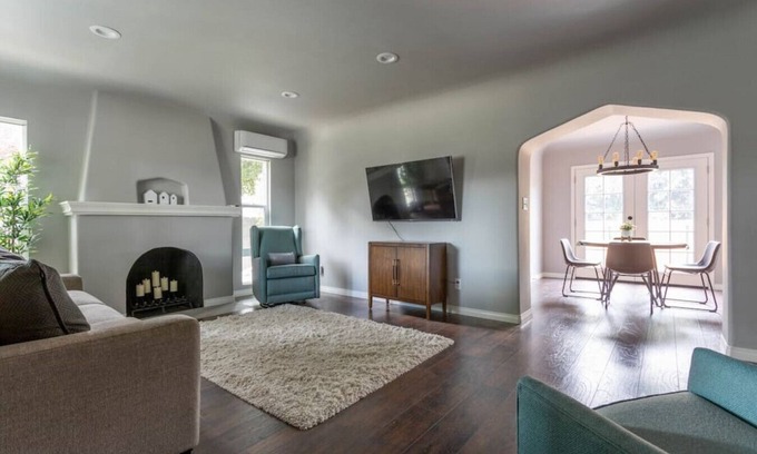 Bonita House | La Verne 2 · Downtown La Verne. 1 min walk