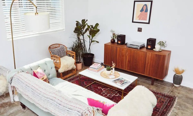 Los Angeles Apartment | La Vie En Rosenn