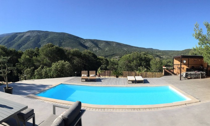 Mollans-sur-Ouveze House | La Villa Des Baronnies facing Mont Ventoux, 10 people