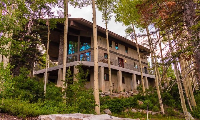 Salt Lake Mountain Resorts House | La Vista by Cottonwood Lodging