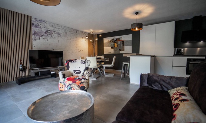 Saint-Jorioz Condo | Lac et montagnes, charmant appartement au calme pour 4 personnes
