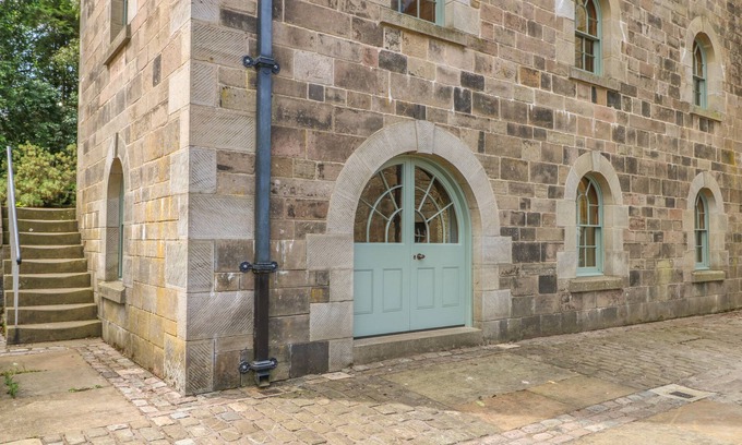 Longnor House | Lacewood