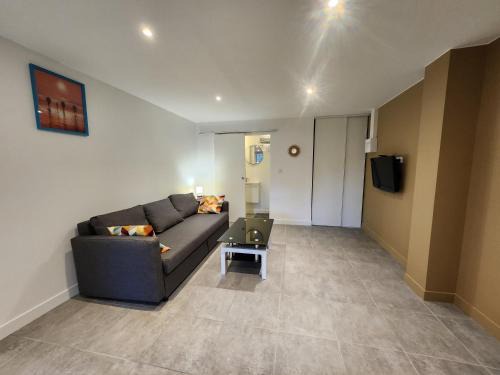 Seysses Apartment | Lafé, paisible studio