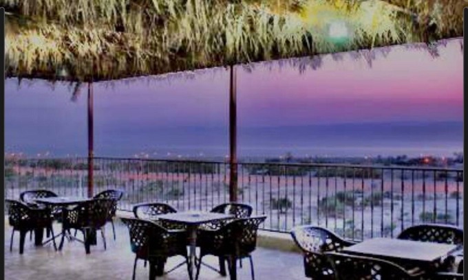 Sweimeh Apartment | Lafamilia Albadwan