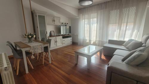 Laguna de Duero Apartment | Laguna Suites Valladolid