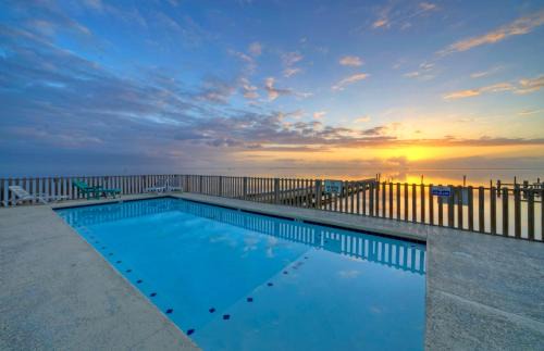 Flour Bluff House | Laguna Village Haven 2 Home Buyout Sleeps 28