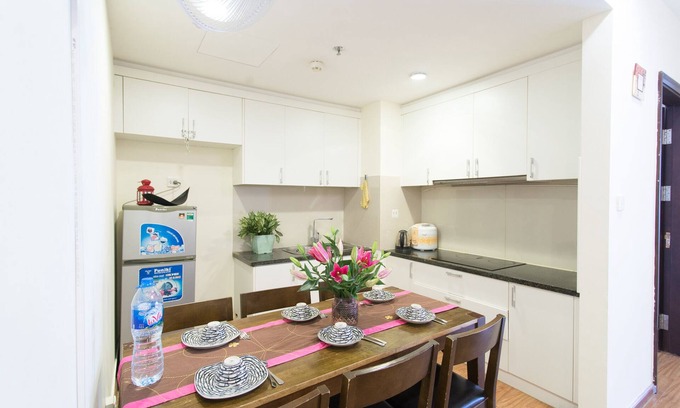 Hoang Mai Apartment | LaHanoi - Times City Apartment with Balcony