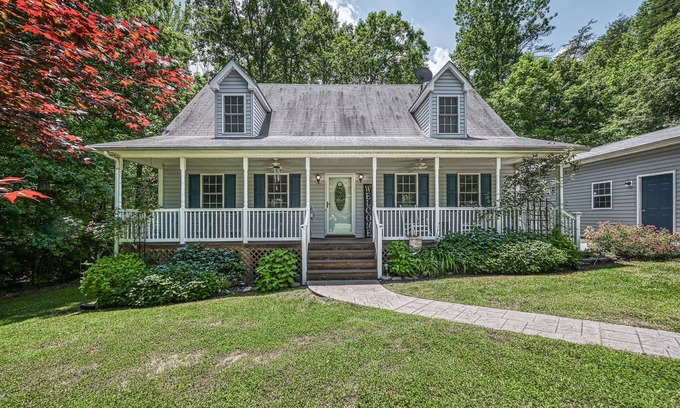 Mineral House | Laid-back lake house with porch, deck, grill, firepit, game room, AC, & W/D