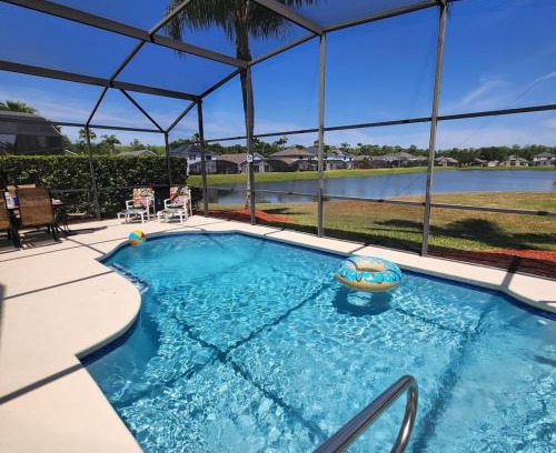 Lake Berkley House | Lake Berkley Home #213517