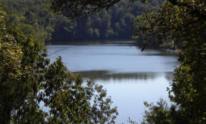 Jones Mills Cabin | Lake Cabin on the Bluff