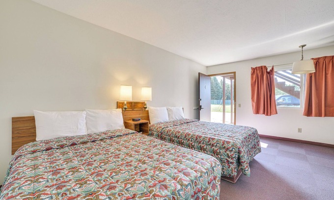 Lake City Apartment | Lake City Studio: Walk to Engelwood Beach & Town