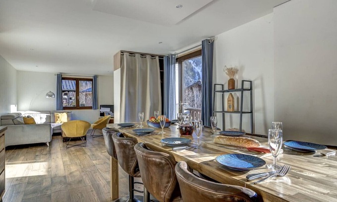 Les Praz-de-Chamonix Apartment | Lake - Cosy 120m2 | Views MtBlanc | Flégère 5mn | Lac Golf