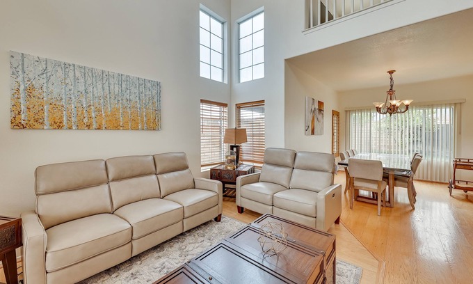 Lake Elsinore House | Lake Elsinore Vacation Rental ~ 4 Mi to the Lake!