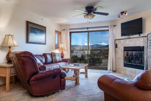 Frisco House | Lake Forest 101B