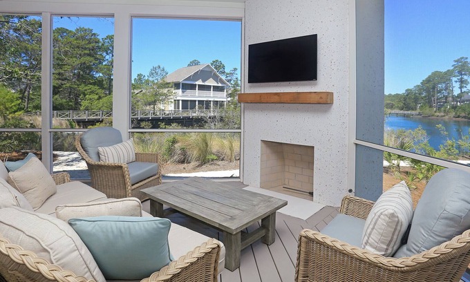 WaterSound West Beach House | Lake Front And Community Pool - Grace Abounds By Royal Destinations