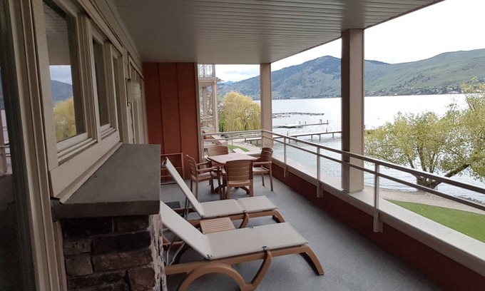 Vernon Condo | Lake Front Condo