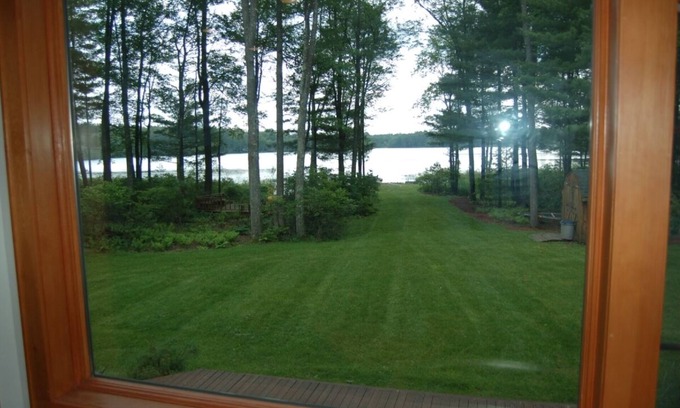 Town of Highland House | Lake Front Heated Floors Romantic Hot Tub Firepit Foosball Ski Screen Porch Boat
