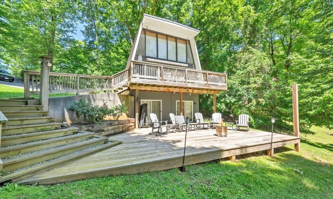 Moneta House | Lake Front, Private Dock
