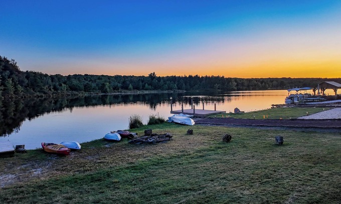 Albrightsville House | Lake Front - Spacious - Outdoor