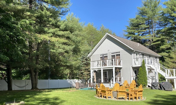 Lake George House | Lake George Double Decker