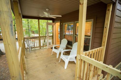 Warrensburg Resort | Lake George Escape