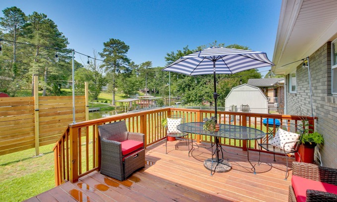 Lakeland House | Lake Hamilton Home: 5 Mi to Hot Springs!