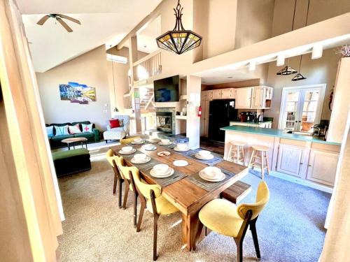 Lake Harmony House | Lake Harmony 4bdrm Ski pool hot tub lake