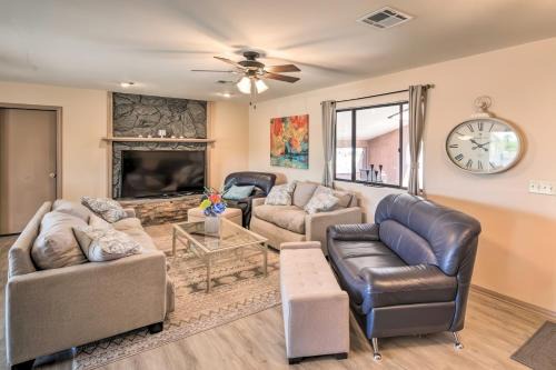 Almont House | Lake Havasu Retreat w Views 3 Mi to Marina