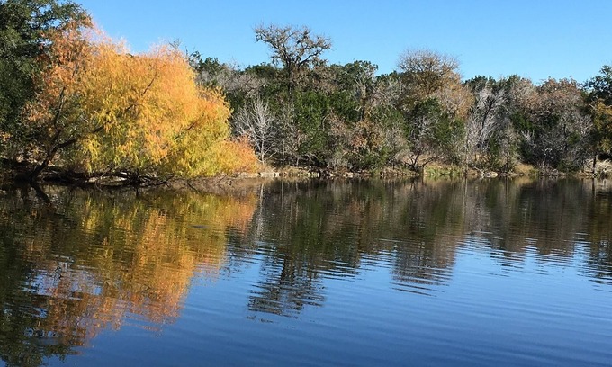 Bandera House | LAKE HIAWATHA 2 Br GUEST HOUSE In Bandera Texas