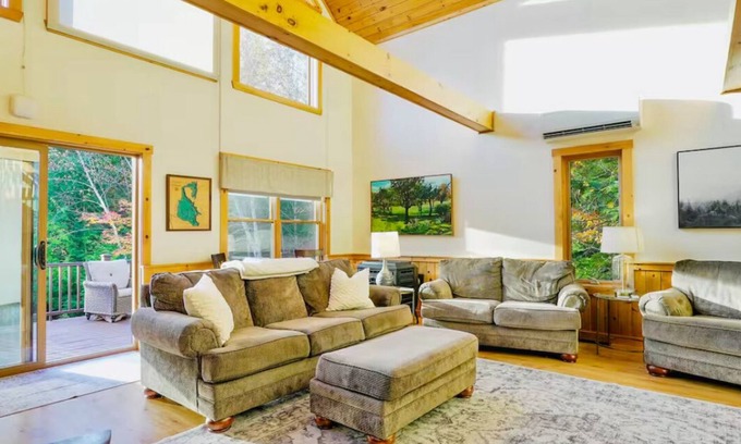 West Enfield Ski Chalet | Lake House Oasis on Cold Stream