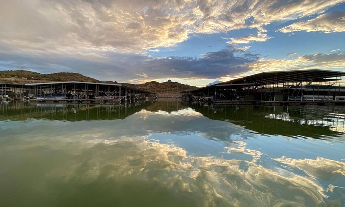 Elephant Butte House | Lake House with Ping Pong & Pool Table, sleeps 16, 1.5 bath with full kitchen