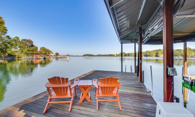 Seneca House | Lake Keowee Home w/Boat Dock in Seneca
