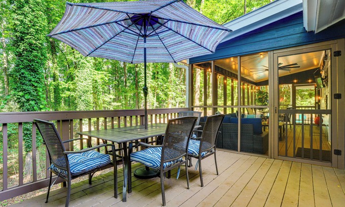 Dawsonville Cottage | Lake Lanier Retreat w/Boat Dock!