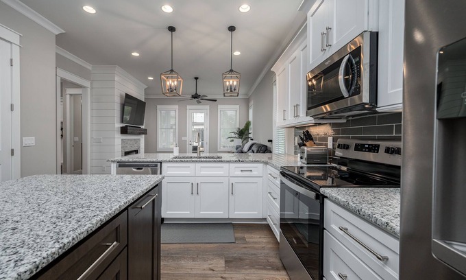 Winchester House | Lake Life at Twin Creeks resort with golf cart, marina and pool access