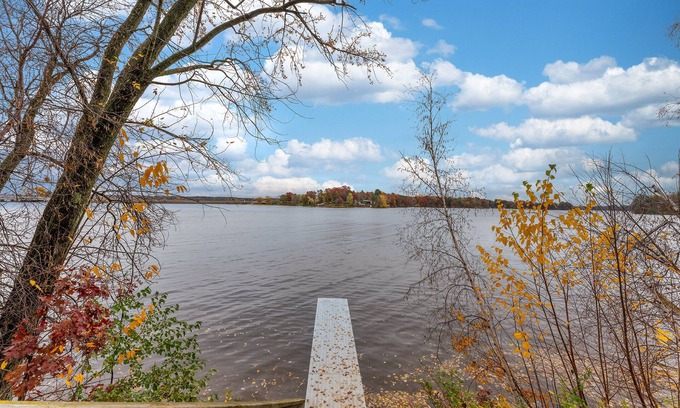 Lake Wissota House | Lake Life Cottage