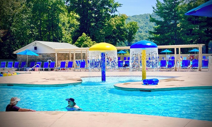 Lake Lure Condo | Lake Lure Getaway, Pools, Golf and More!