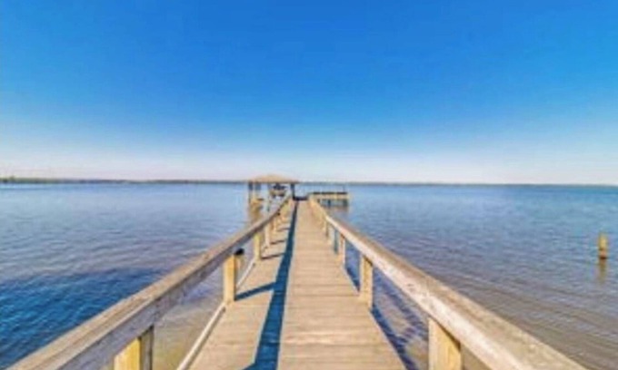 Summerton House | Lake Marion in South Carolina.