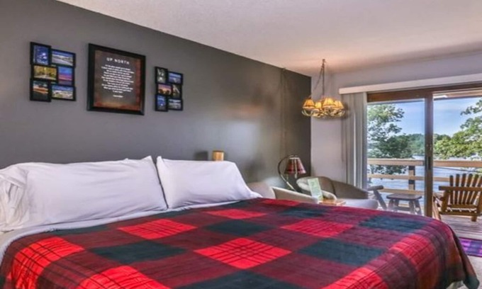 Minocqua Condo | Lake Minocqua 2nd floor studio with boat slip/on snowmobile trail