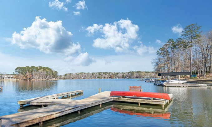 Lake Oconee House | Lake Oconee lakefront private house, private dock, GORGEOUS views